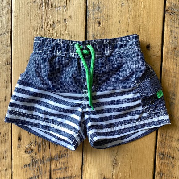 Carter's Swim Trunks 6 months - Picture 1 of 3